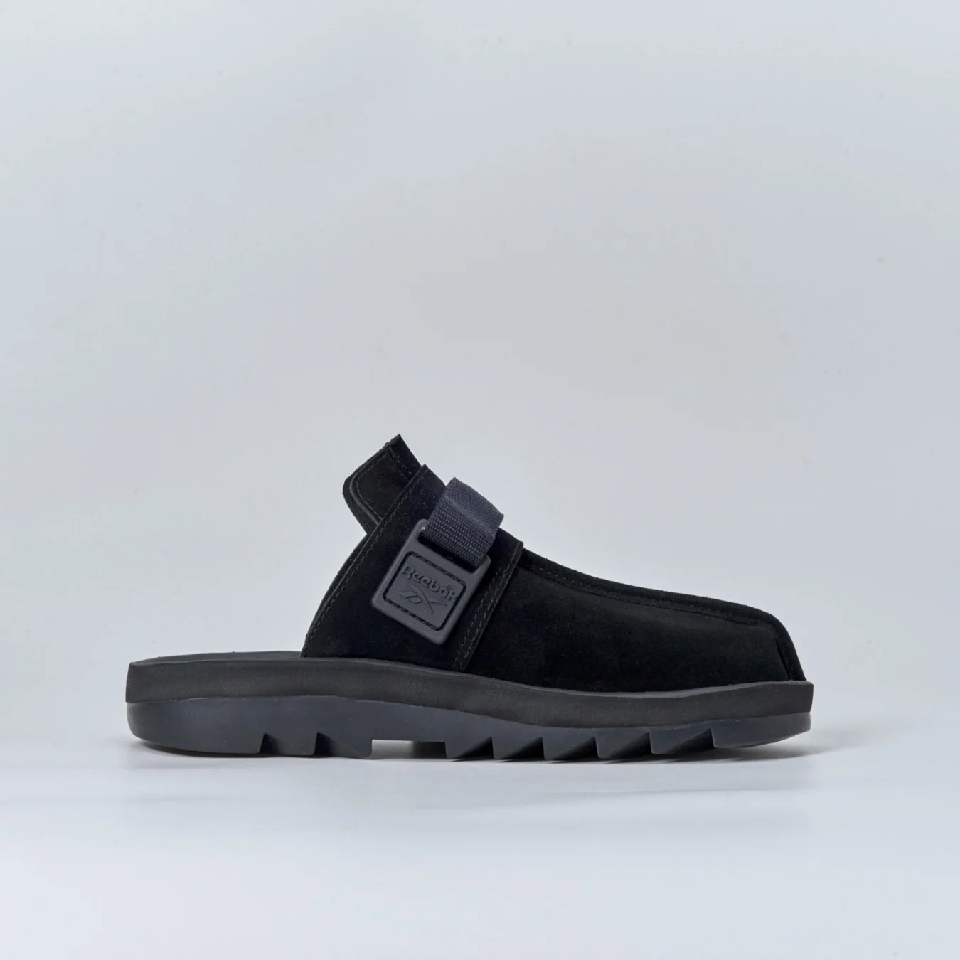 Reebok Beatnik x Needles