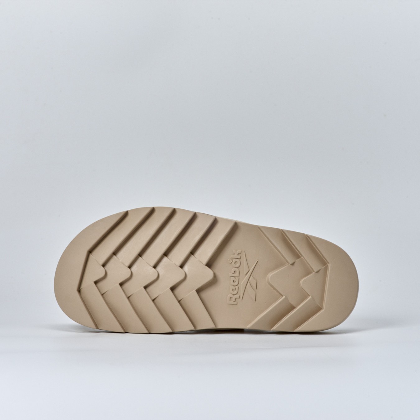 Reebok Beatnik x Needles