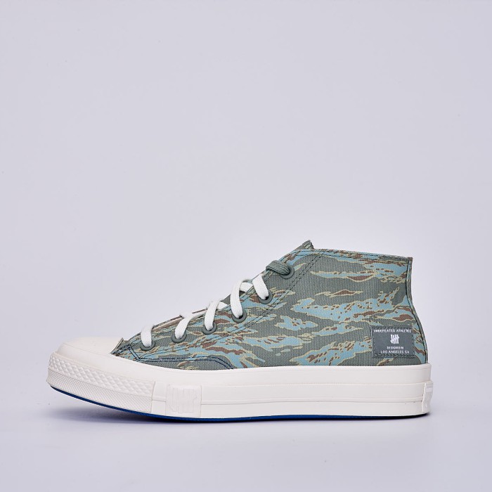Converse X Undefeated Chuck 70 Mid