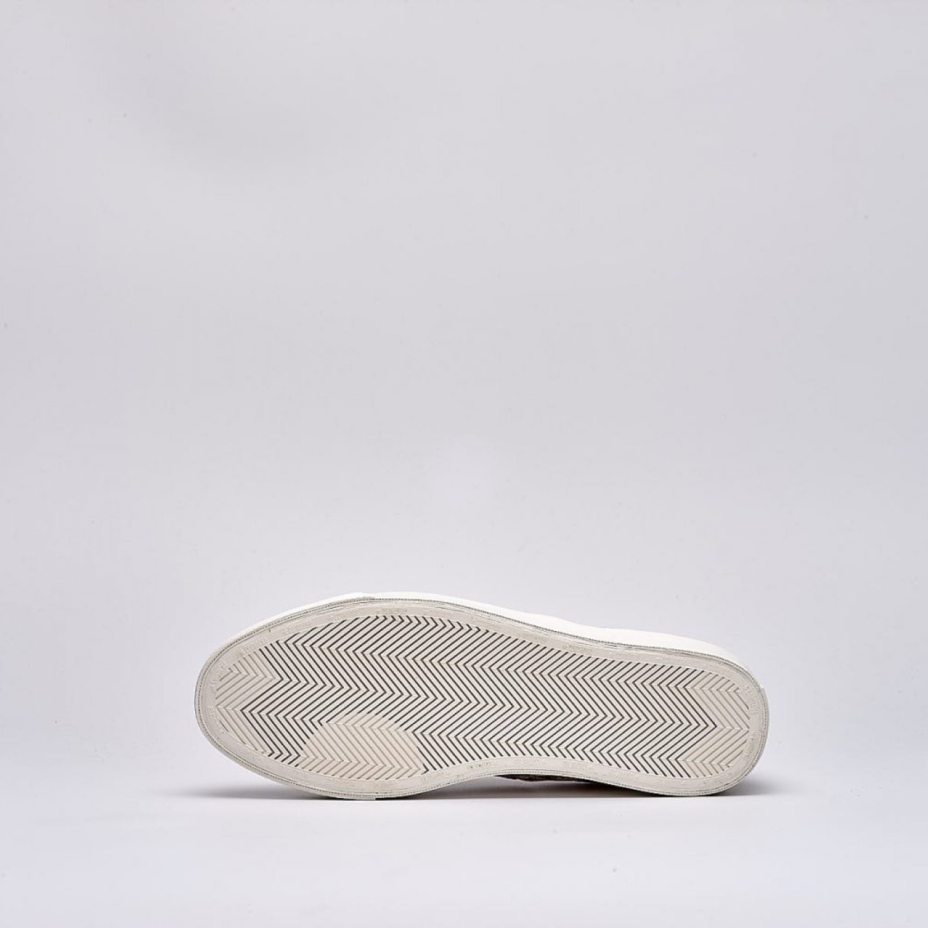 Converse Skid Grip OX x John Elliott