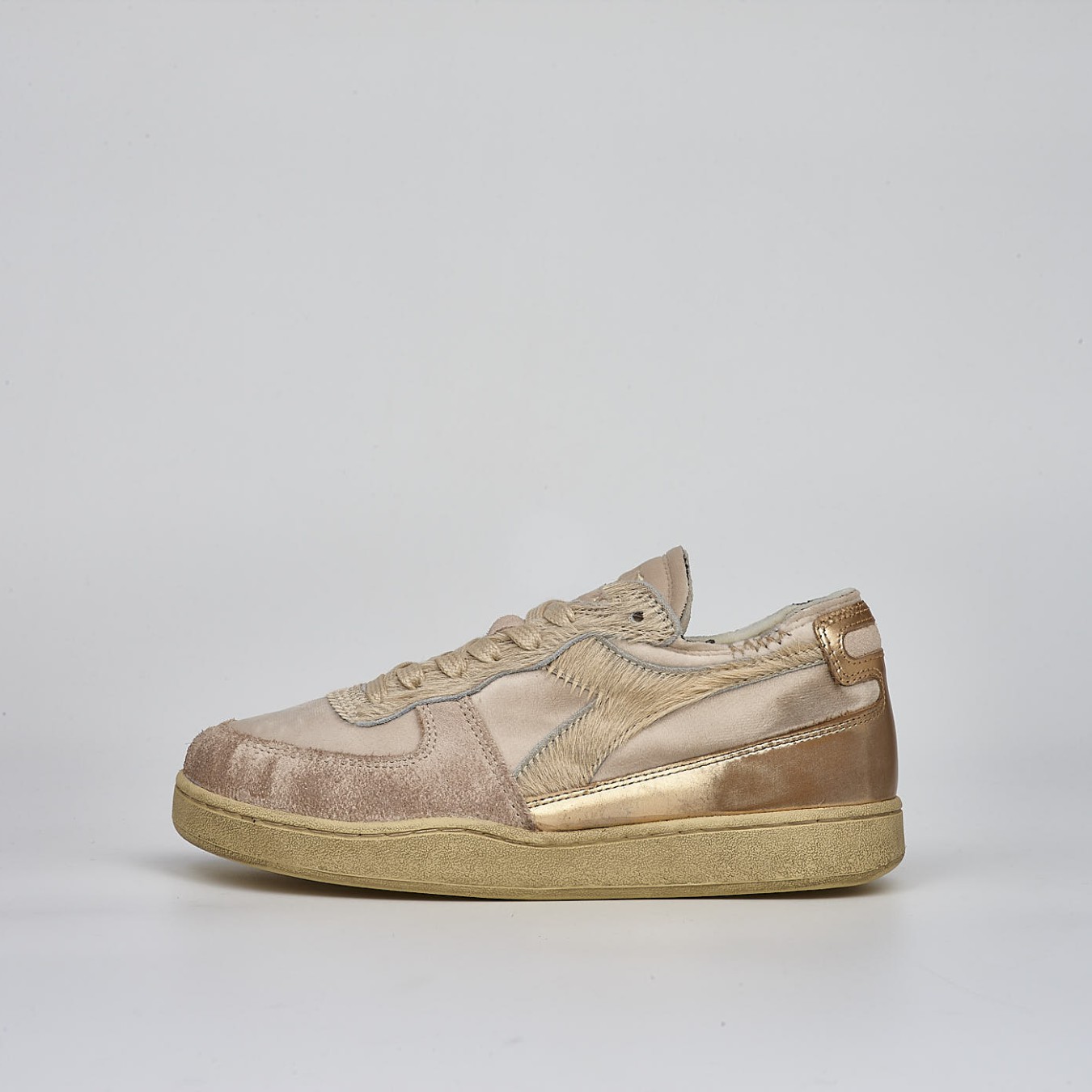diadora Heritage Mi Basket Row Cut Circus Dirty Wn