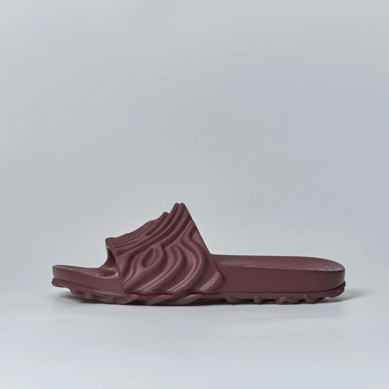 Crocs The Pollex Slide x Salehe Bembury ‘Huckle’