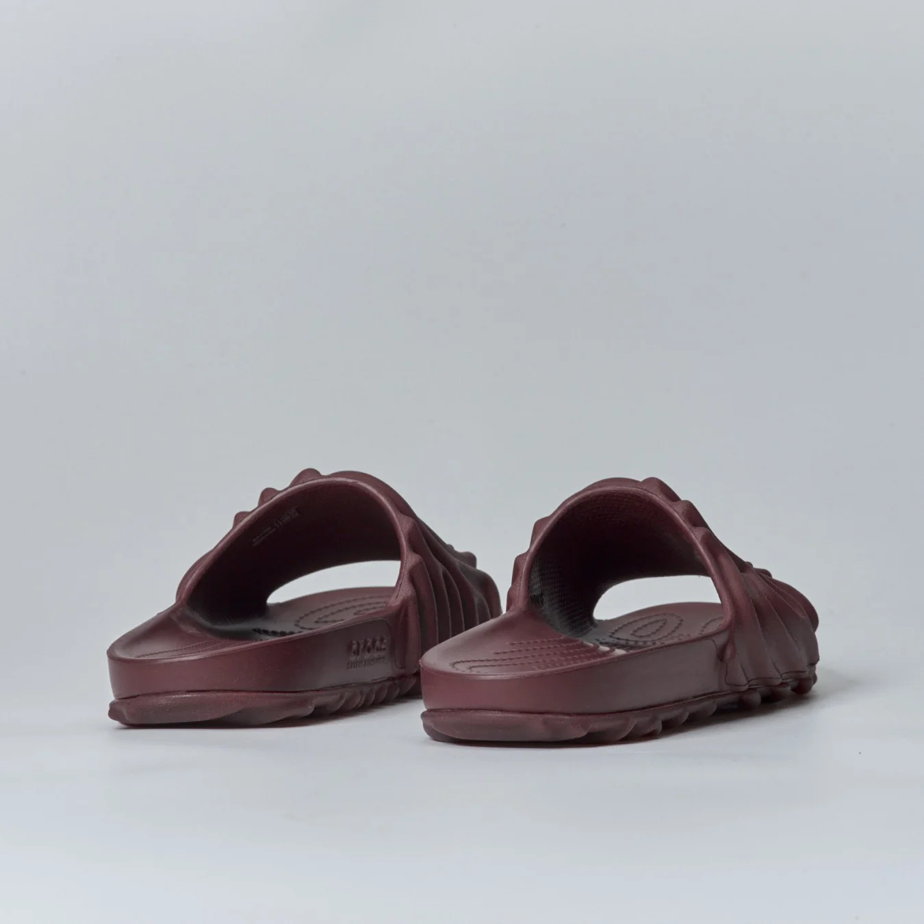 Crocs The Pollex Slide x Salehe Bembury ‘Huckle’