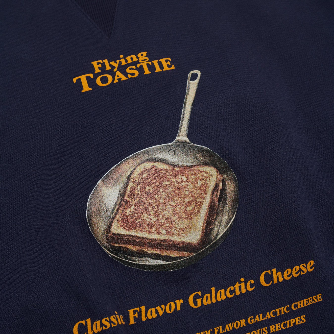 FLAN Toastie Crewneck