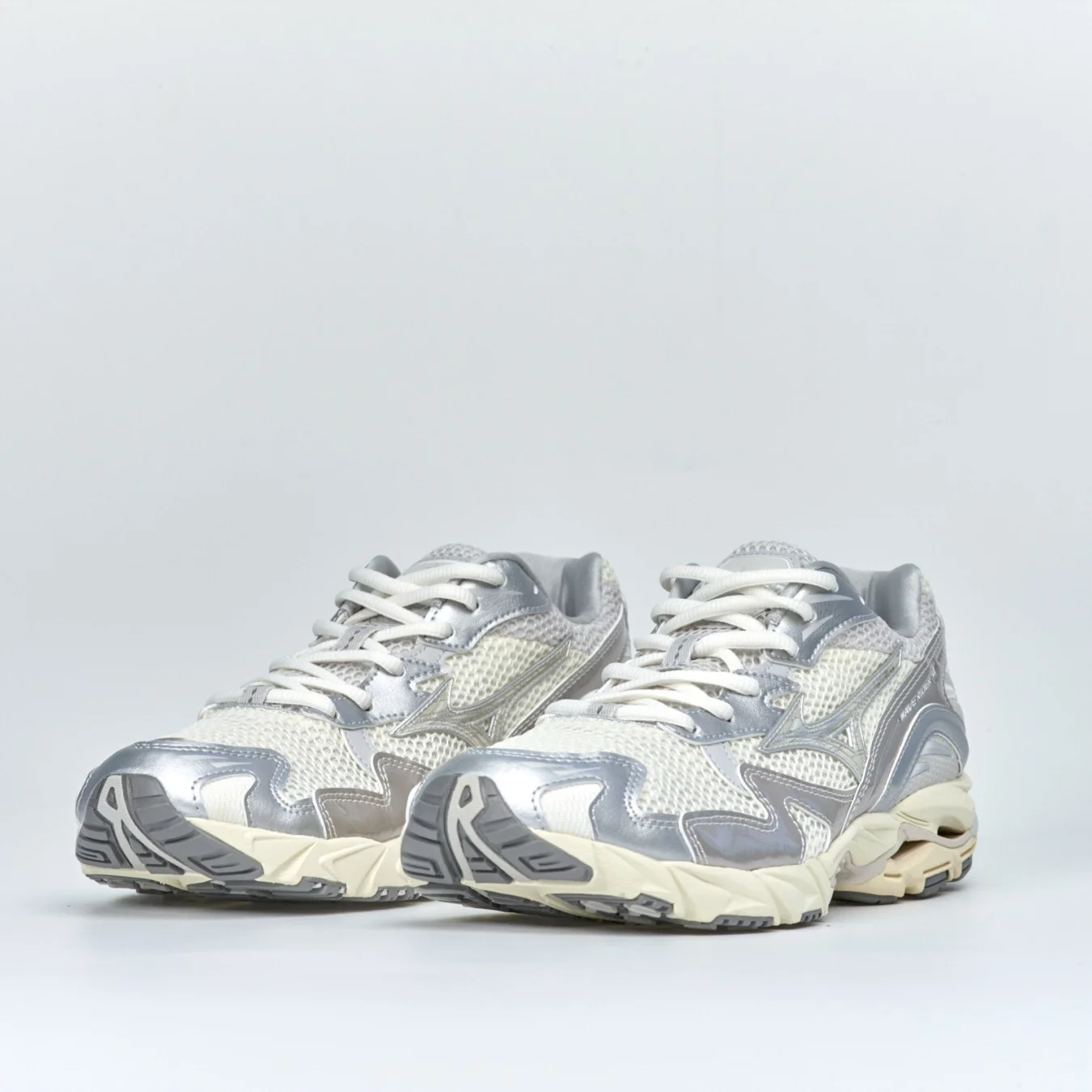 Mizuno Wave Rider 10 'Metallic Pack'