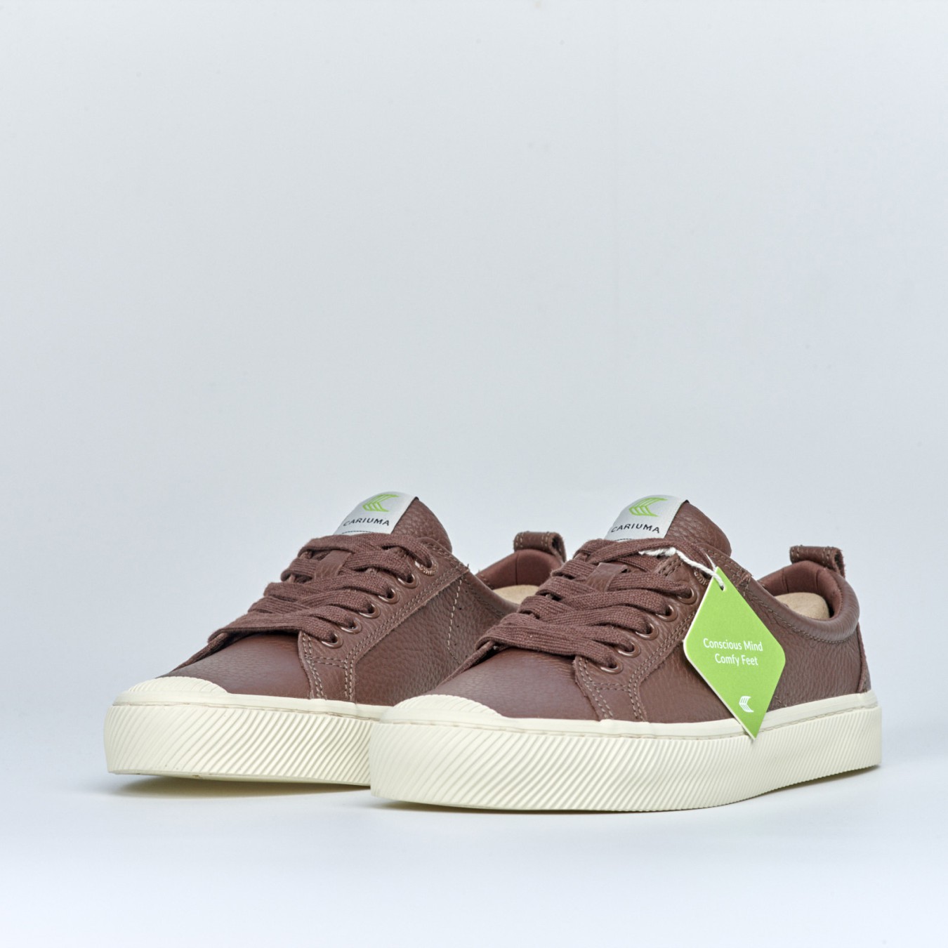 Cariuma OCA Low Premium Leather