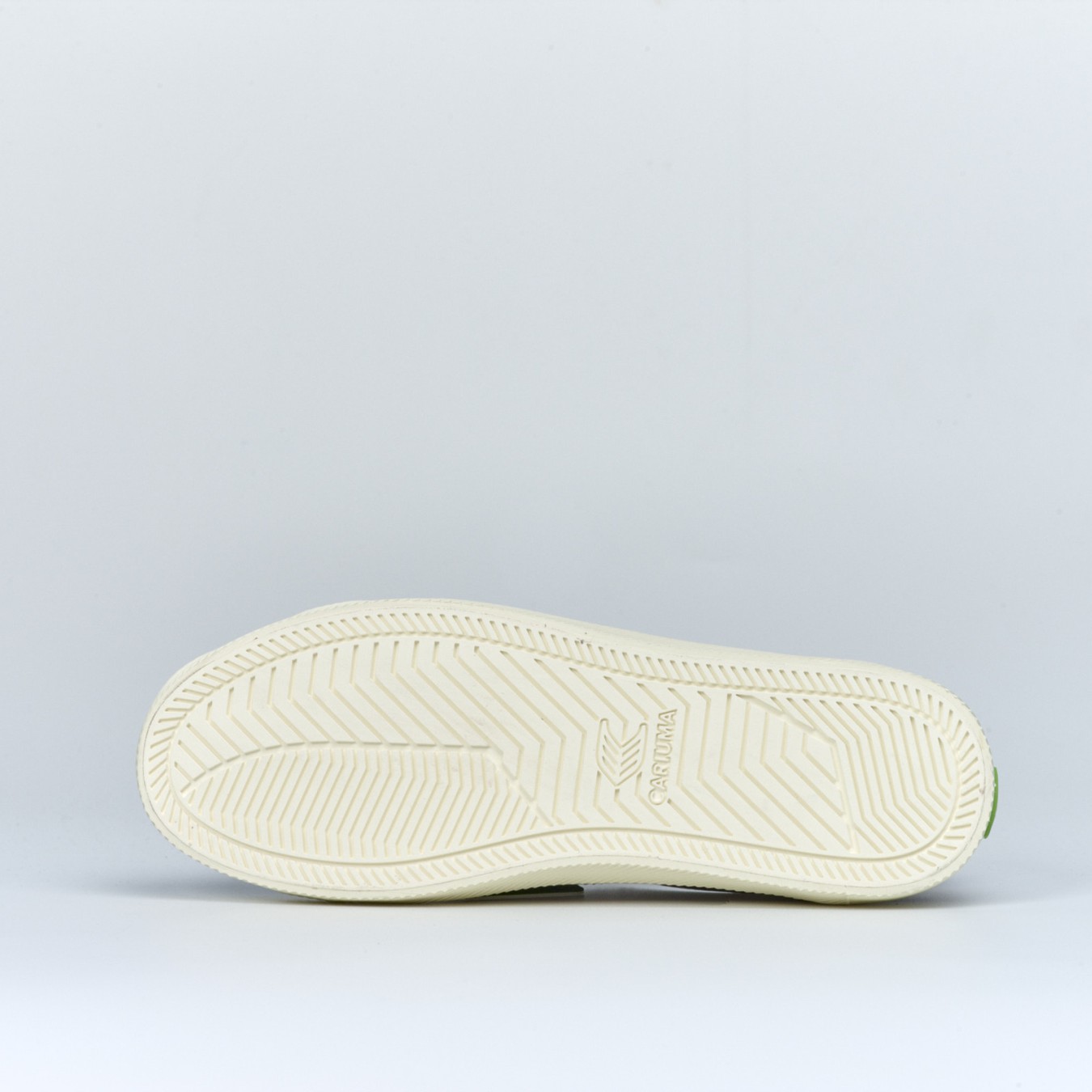 Cariuma OCA Low Premium Leather