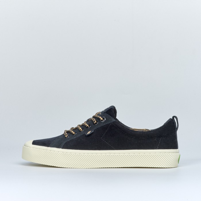 Cariuma OCA Low Corduroy