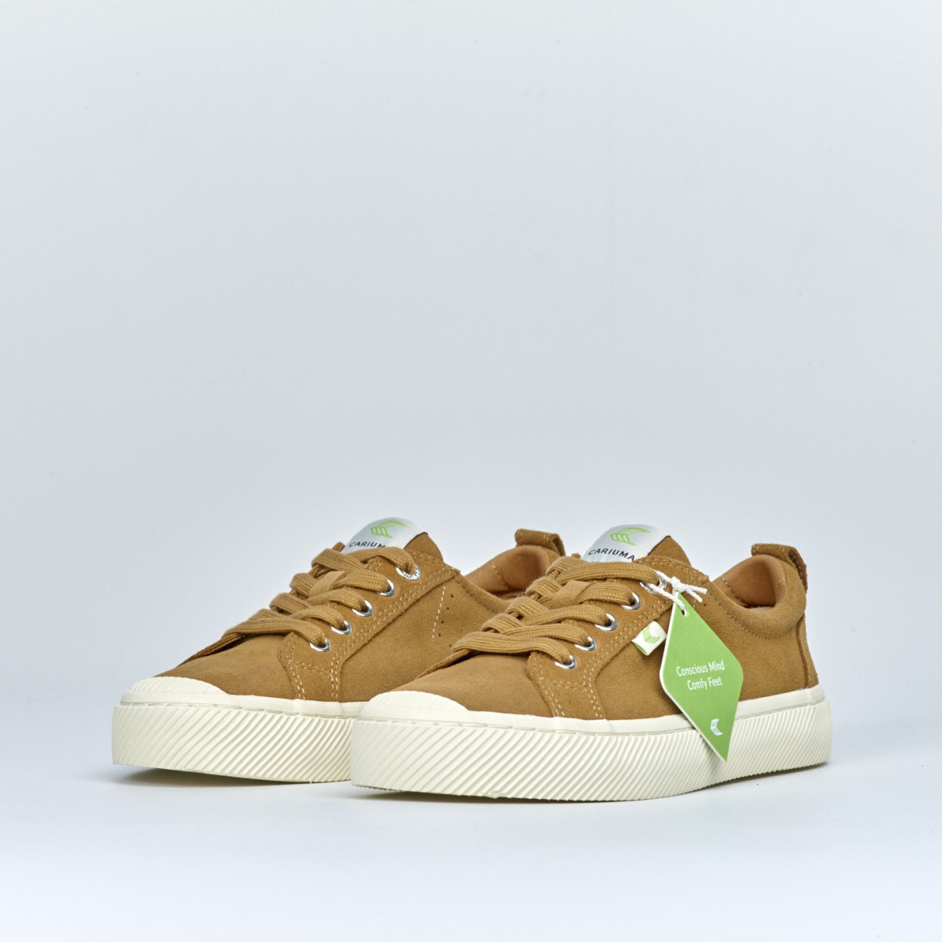 Cariuma OCA Low Suede W