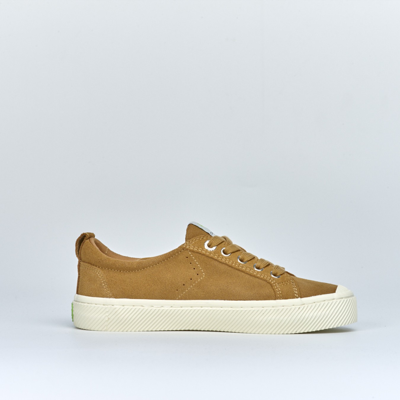 Cariuma OCA Low Suede W