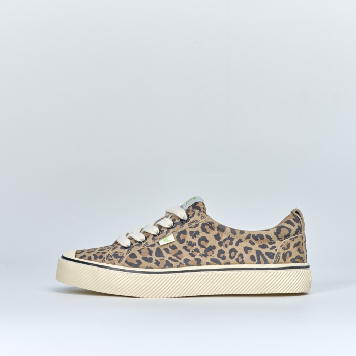 Cariuma OCA Low Stripe Leopard Print Suede W