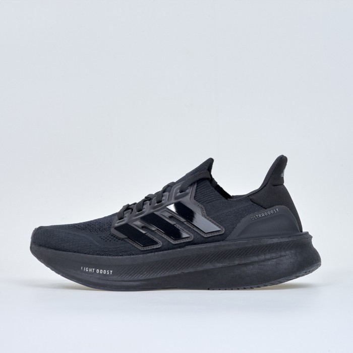 adidas Ultraboost 5