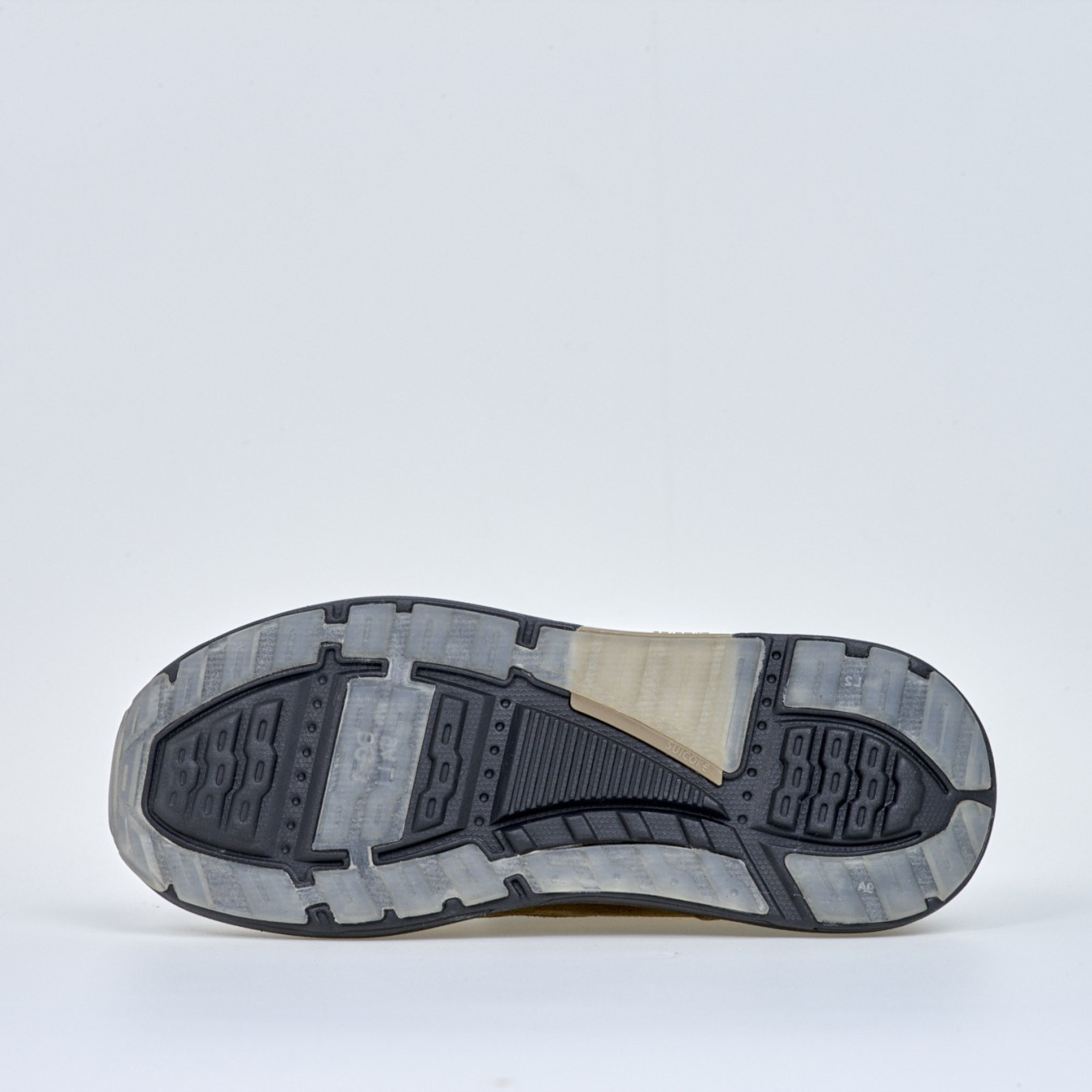 SUICOKE ROBBS-2