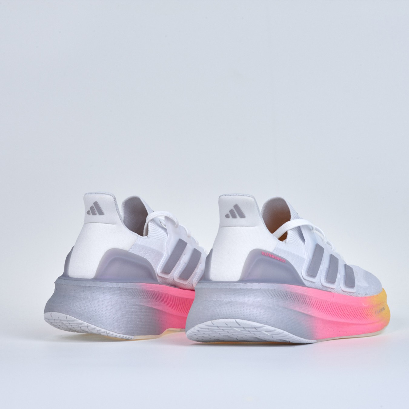adidas Ultraboost 5 W