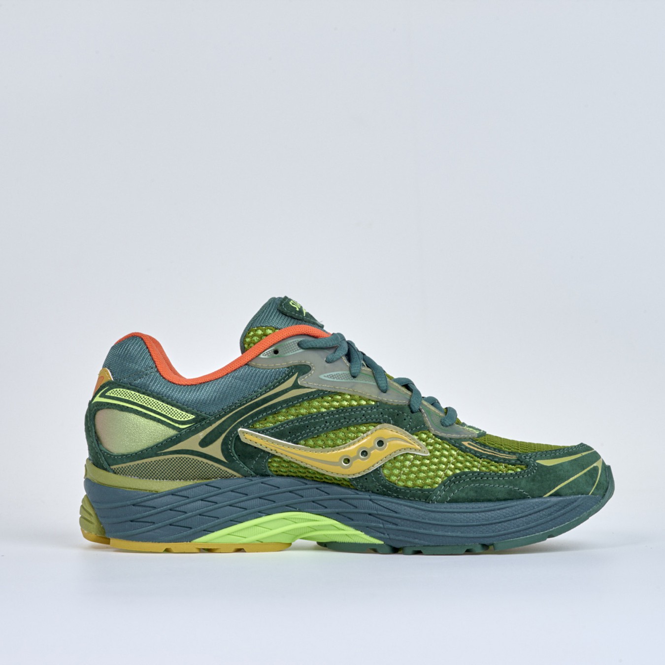 Saucony Progrid Omni 9 x Starcow 