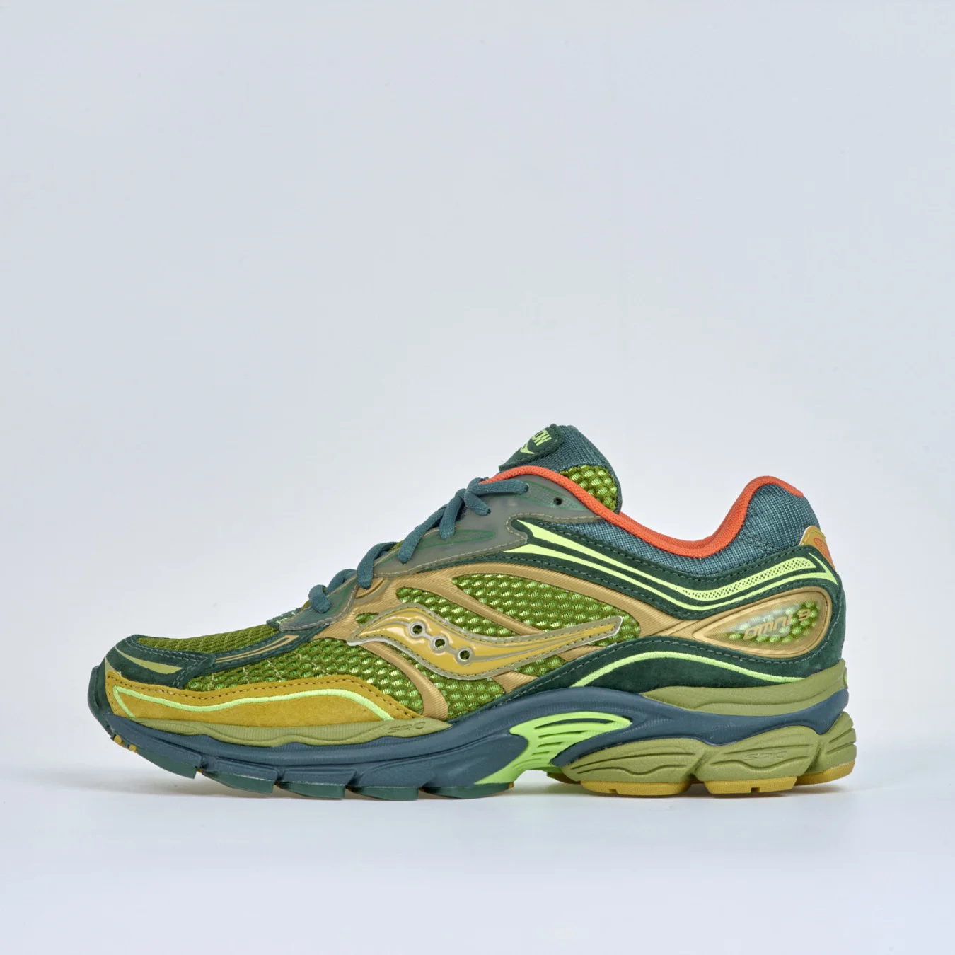Saucony Progrid Omni 9 x Starcow 