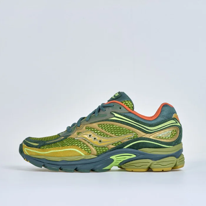 Saucony Progrid Omni 9 x Starcow 