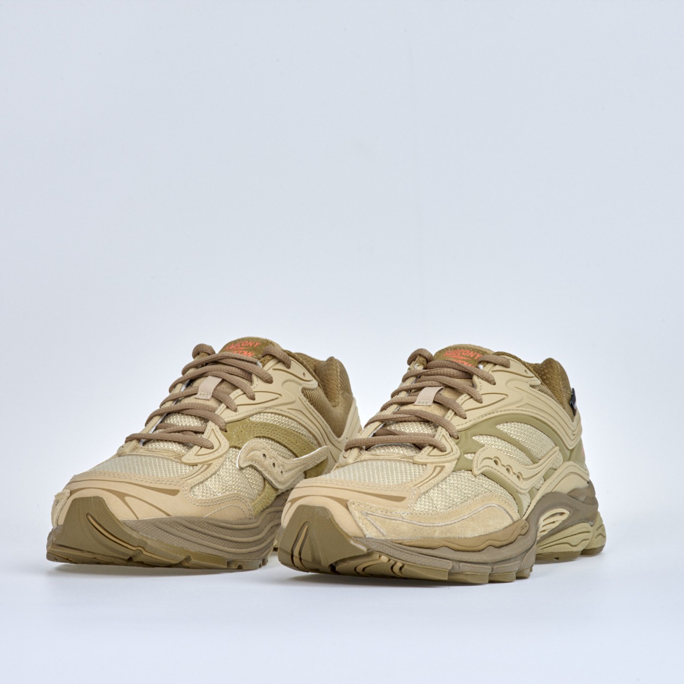 Saucony Progrid Omni 9 x Starcow 