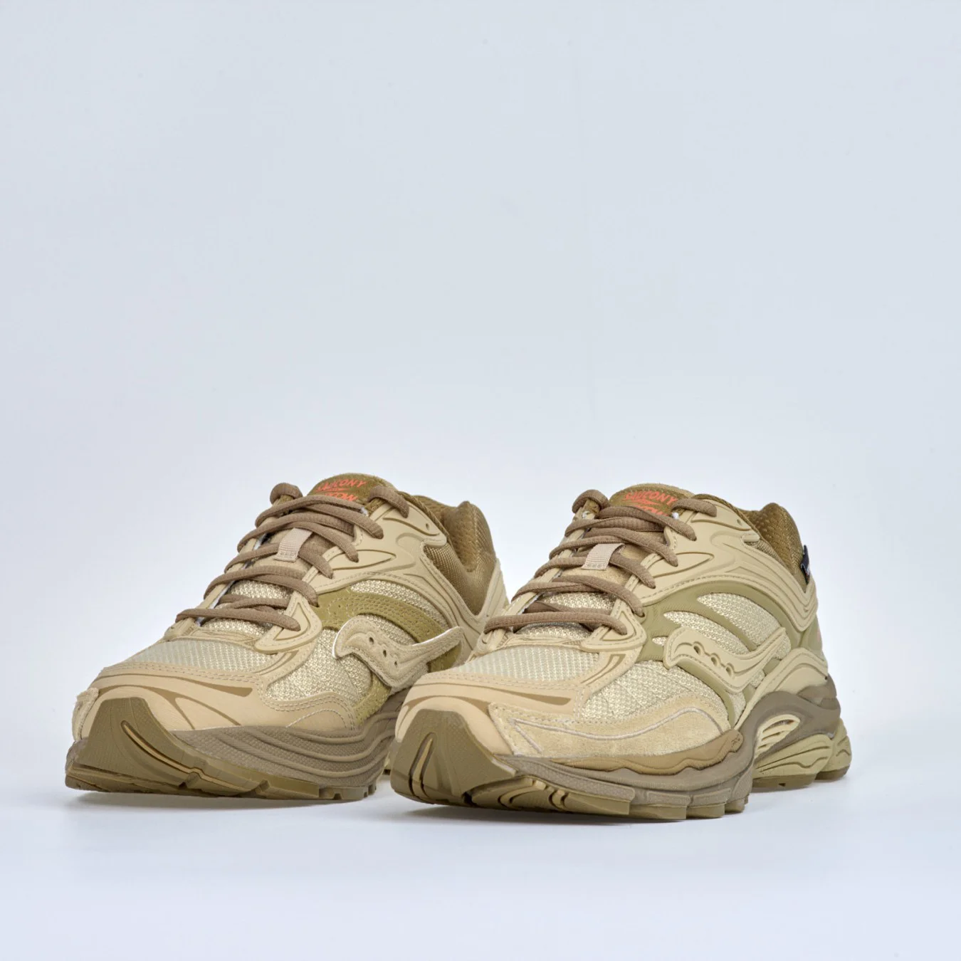 Saucony Progrid Omni 9 x Starcow 