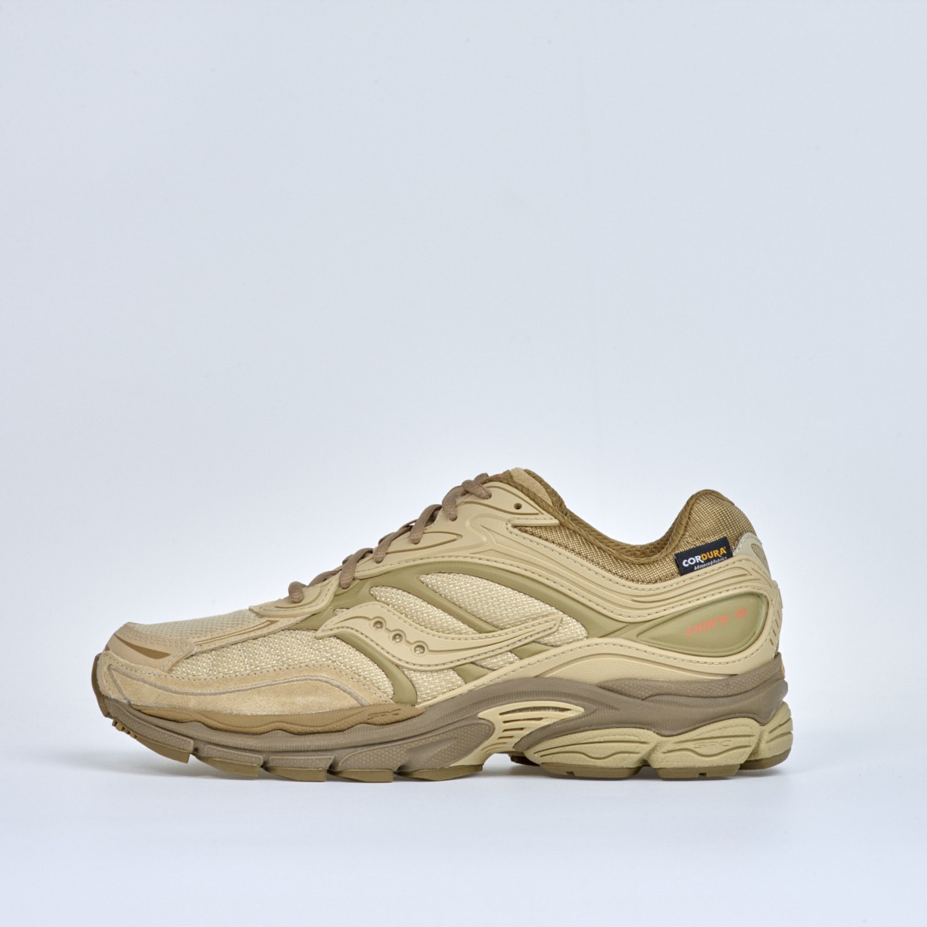 Saucony Progrid Omni 9 x Starcow 