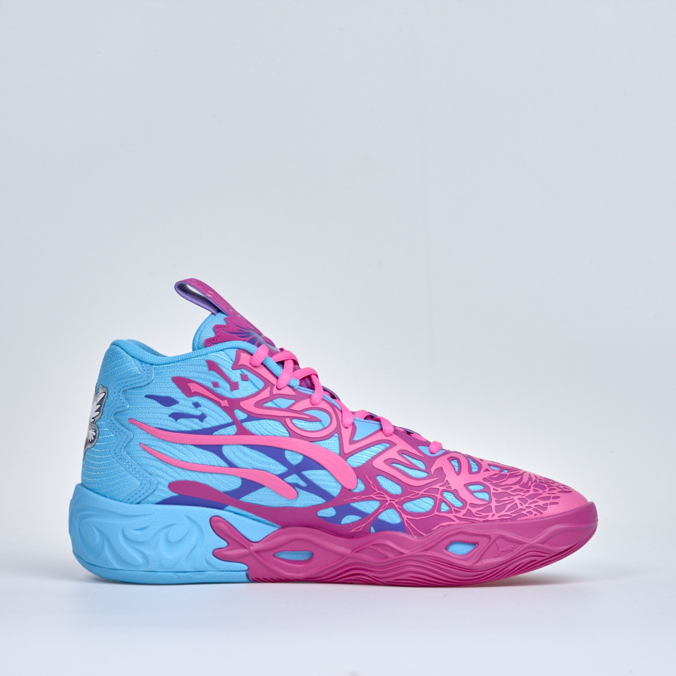 Puma MB.04 Iridescent Hornets