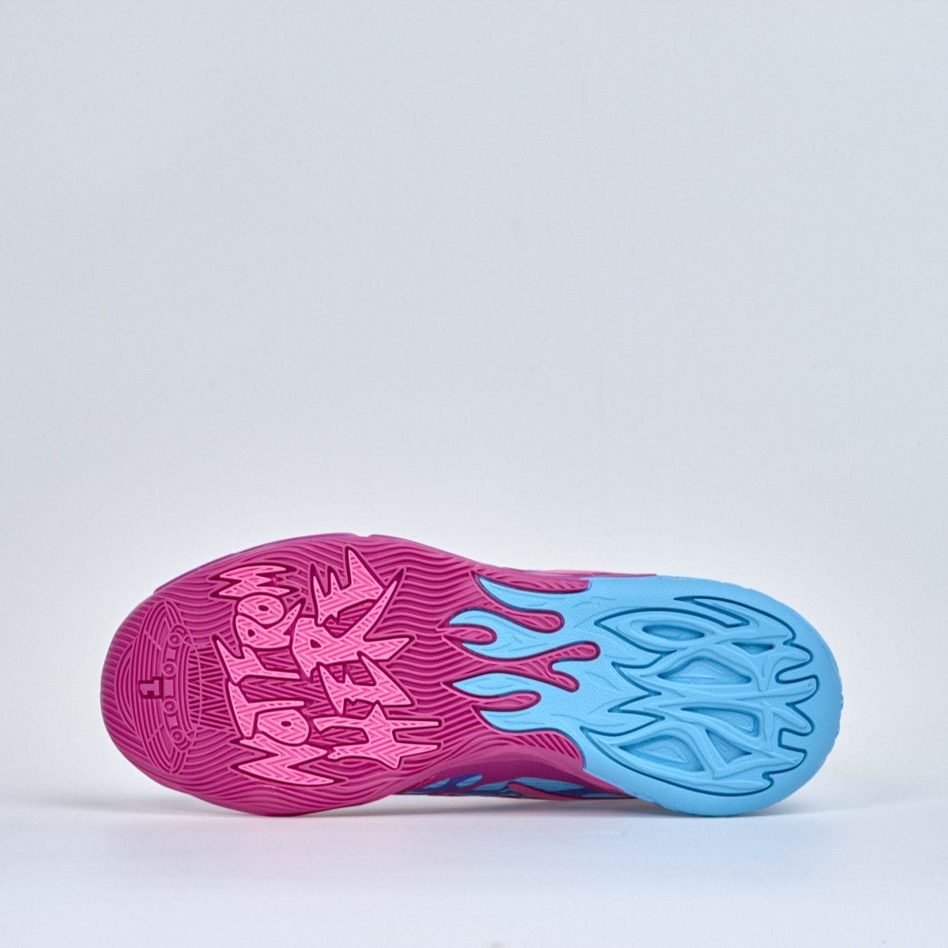 Puma MB.04 Iridescent Hornets