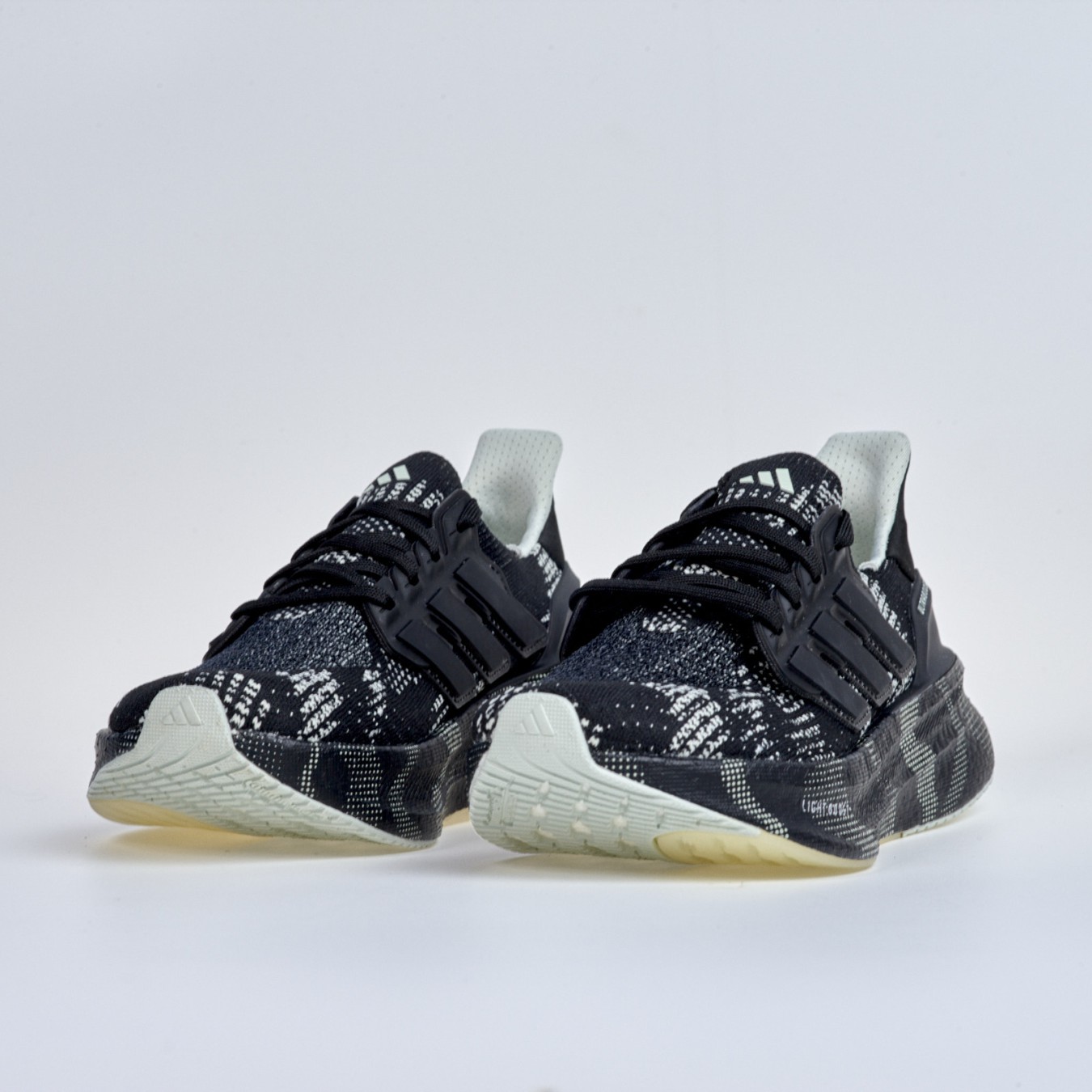 adidas Ultraboost 5 W
