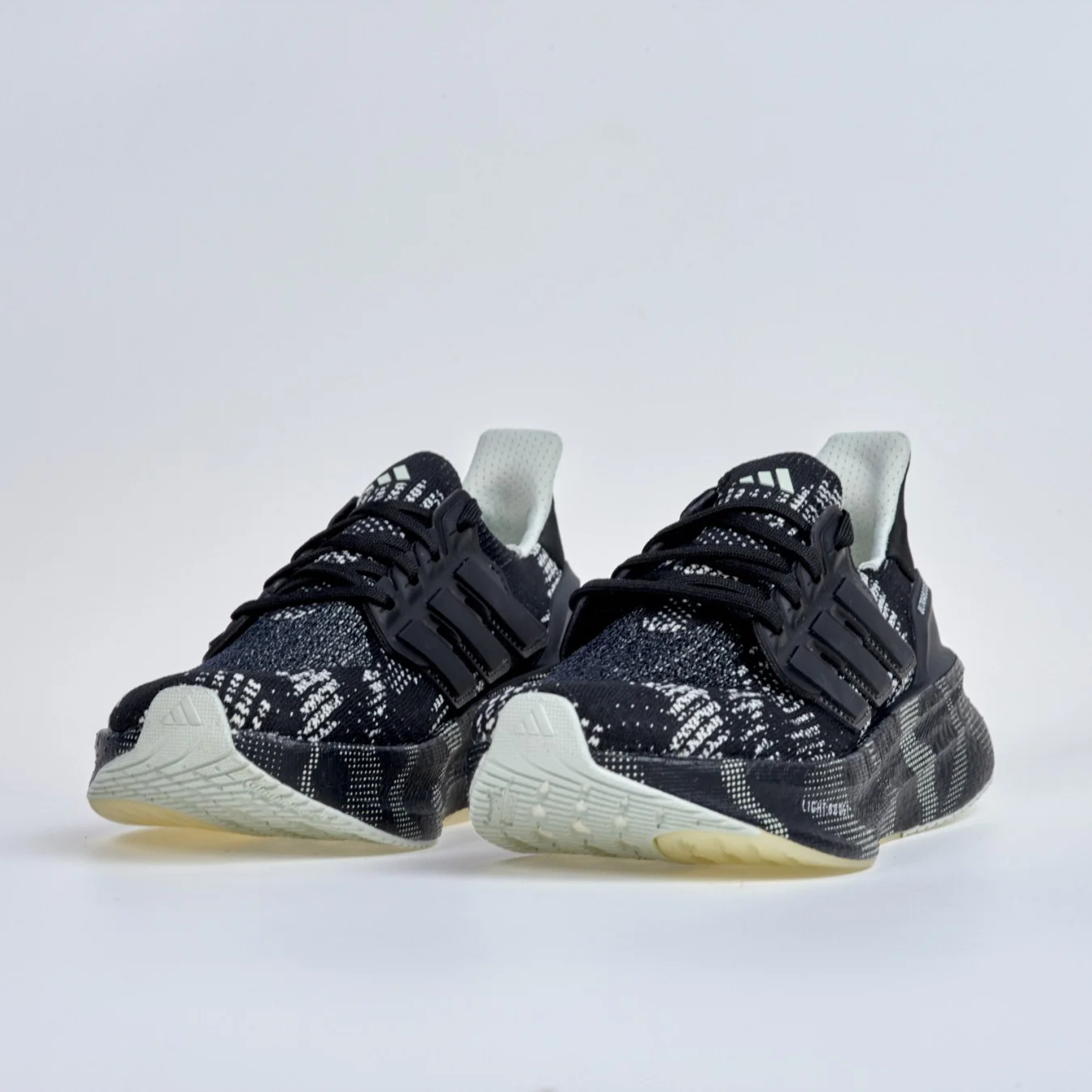 adidas Ultraboost 5 W