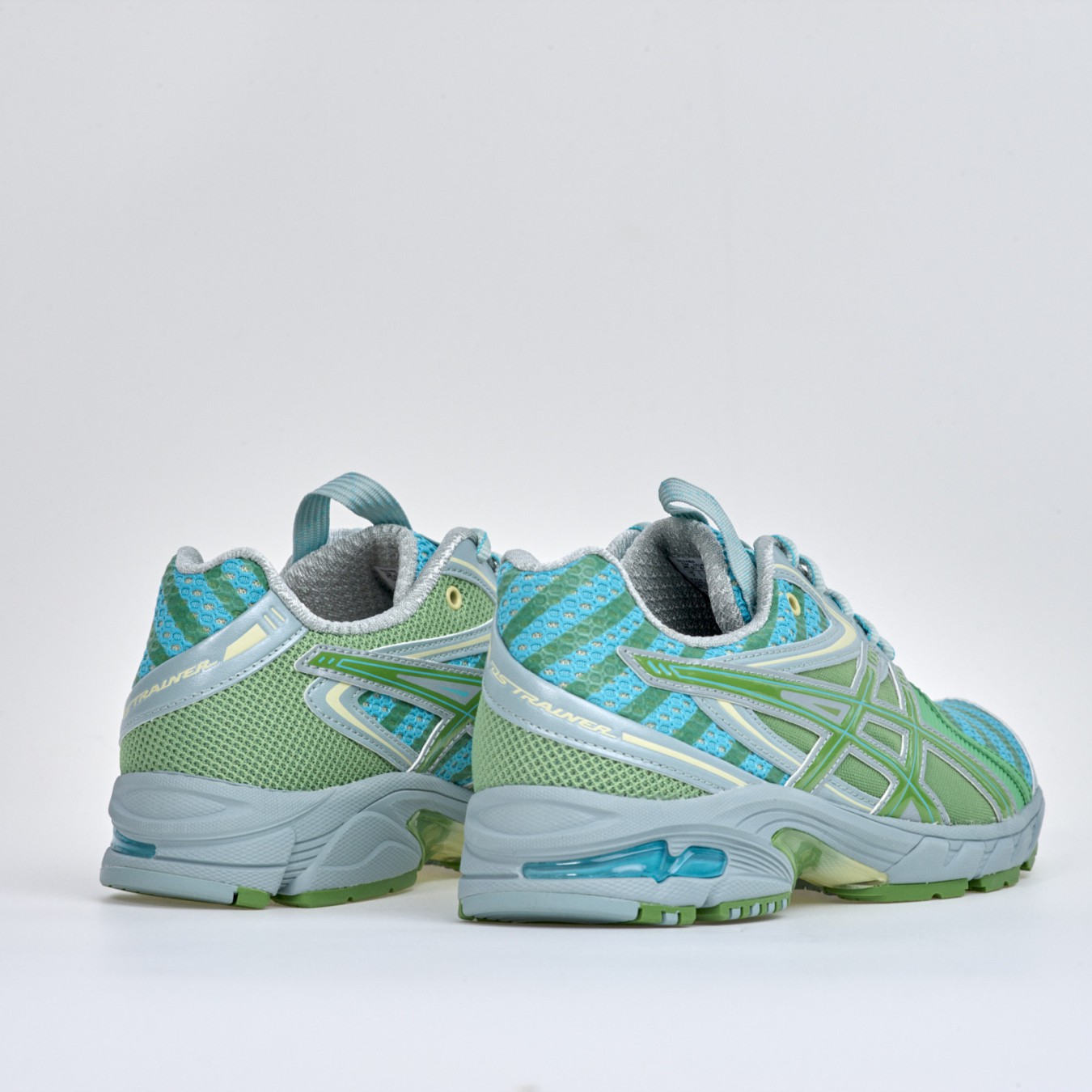 ASICS  UB9-S GEL-DS Trainer 14