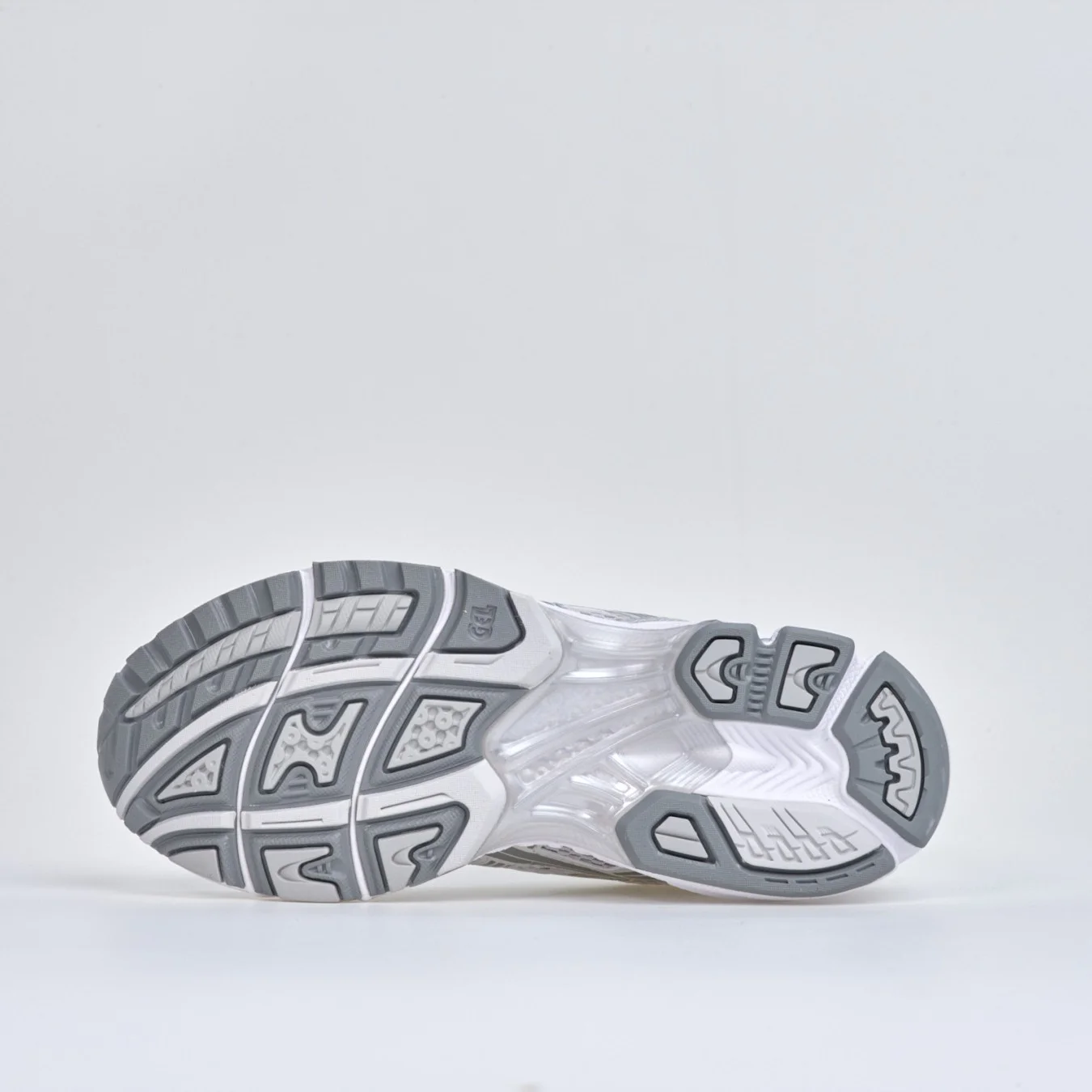 ASICS GEL-Kayano 14 W