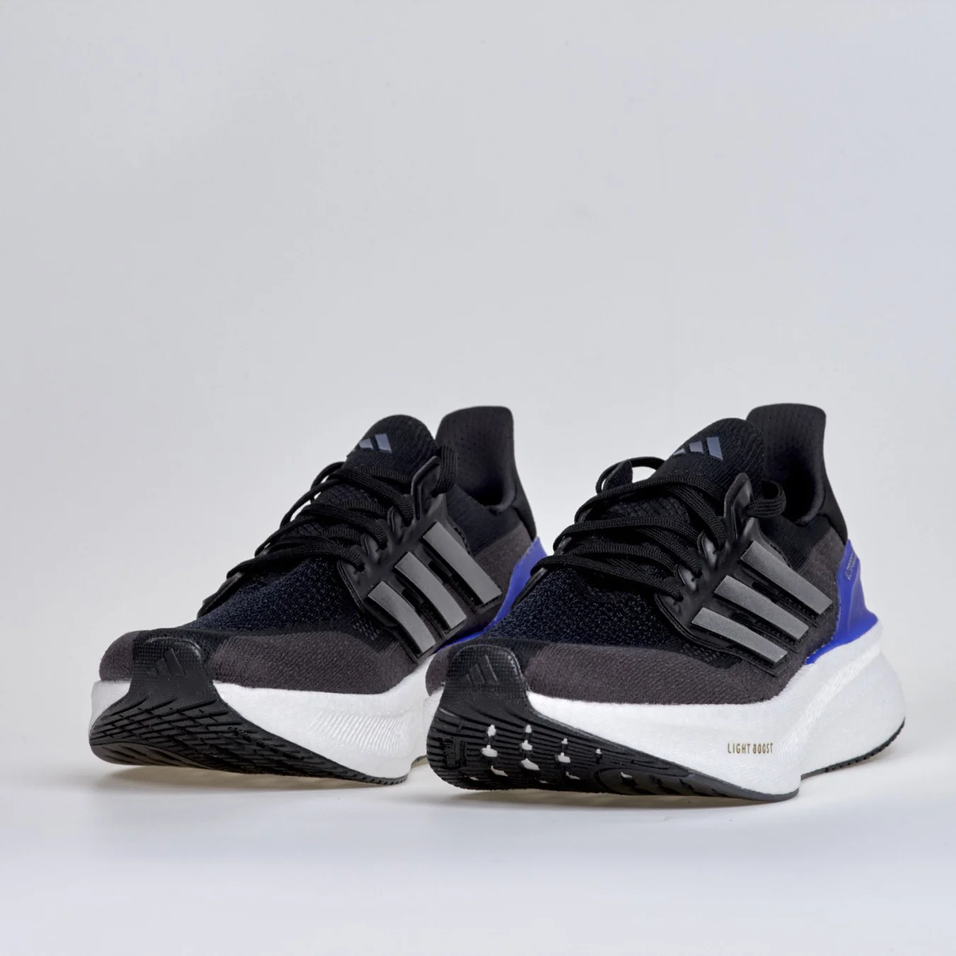 adidas Ultraboost 5