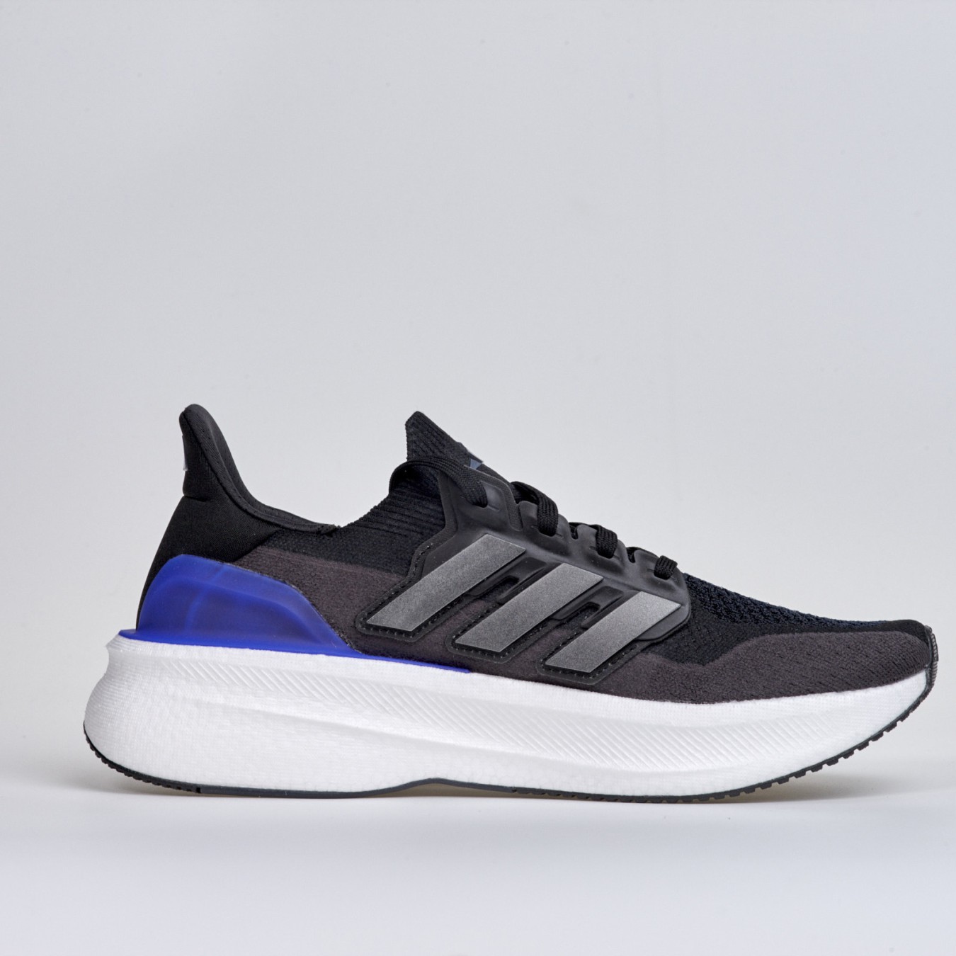 adidas Ultraboost 5