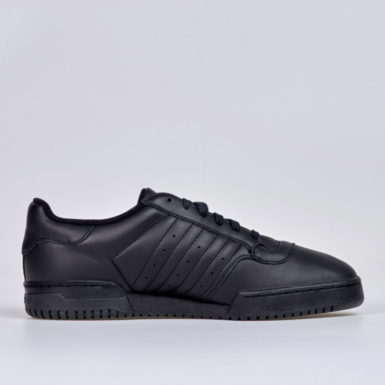 adidas Powerphase