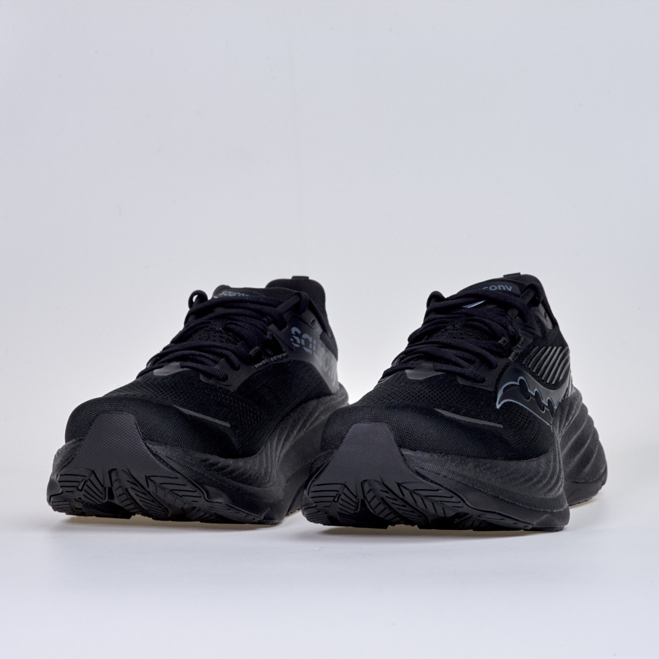 Saucony Hurricane 24