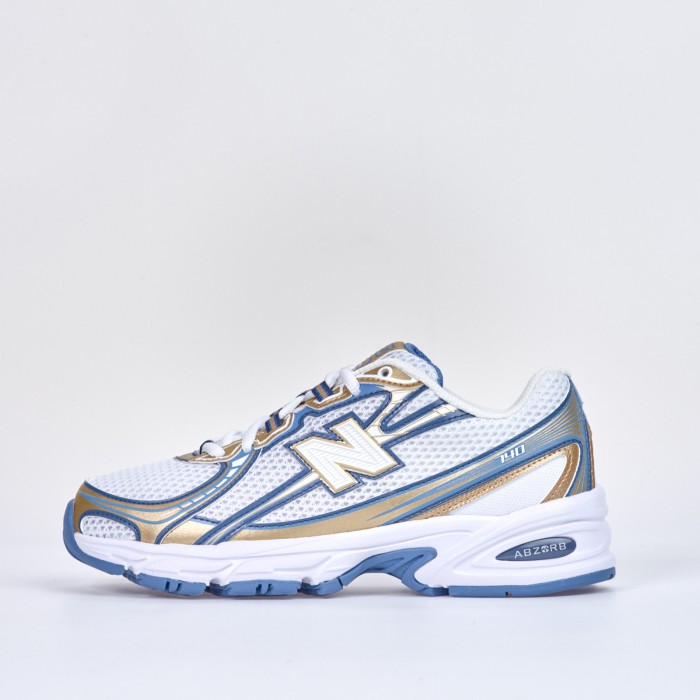 New Balance 740