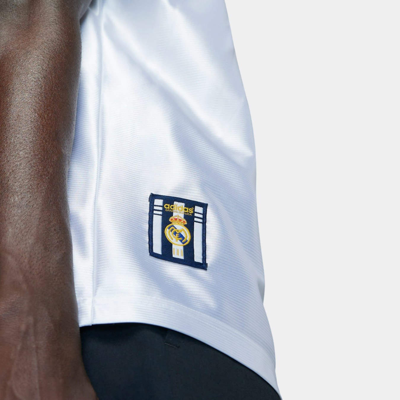 adidas Real Madrid 99/00 Home Jersey