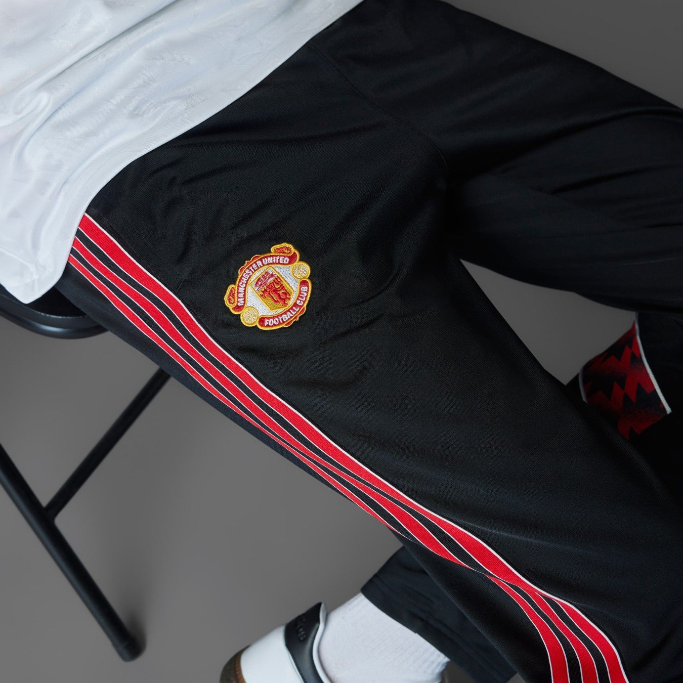 adidas Manchester United '91 Track Pants