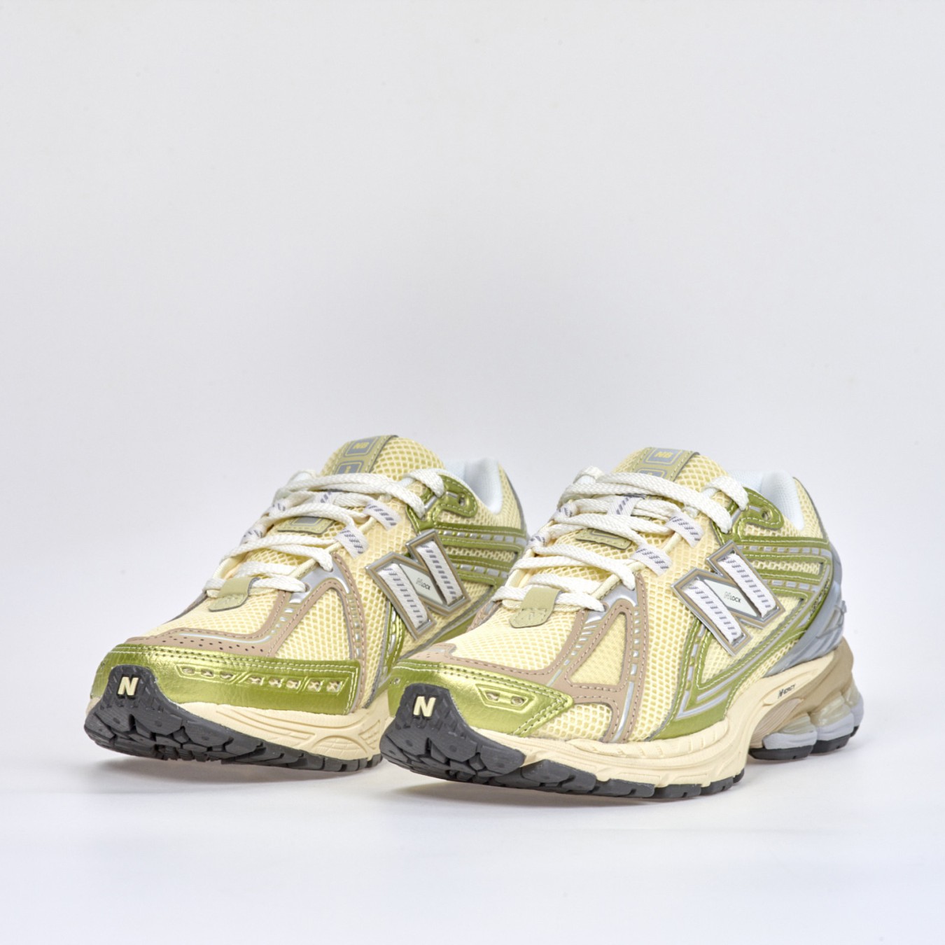 New Balance 1906R