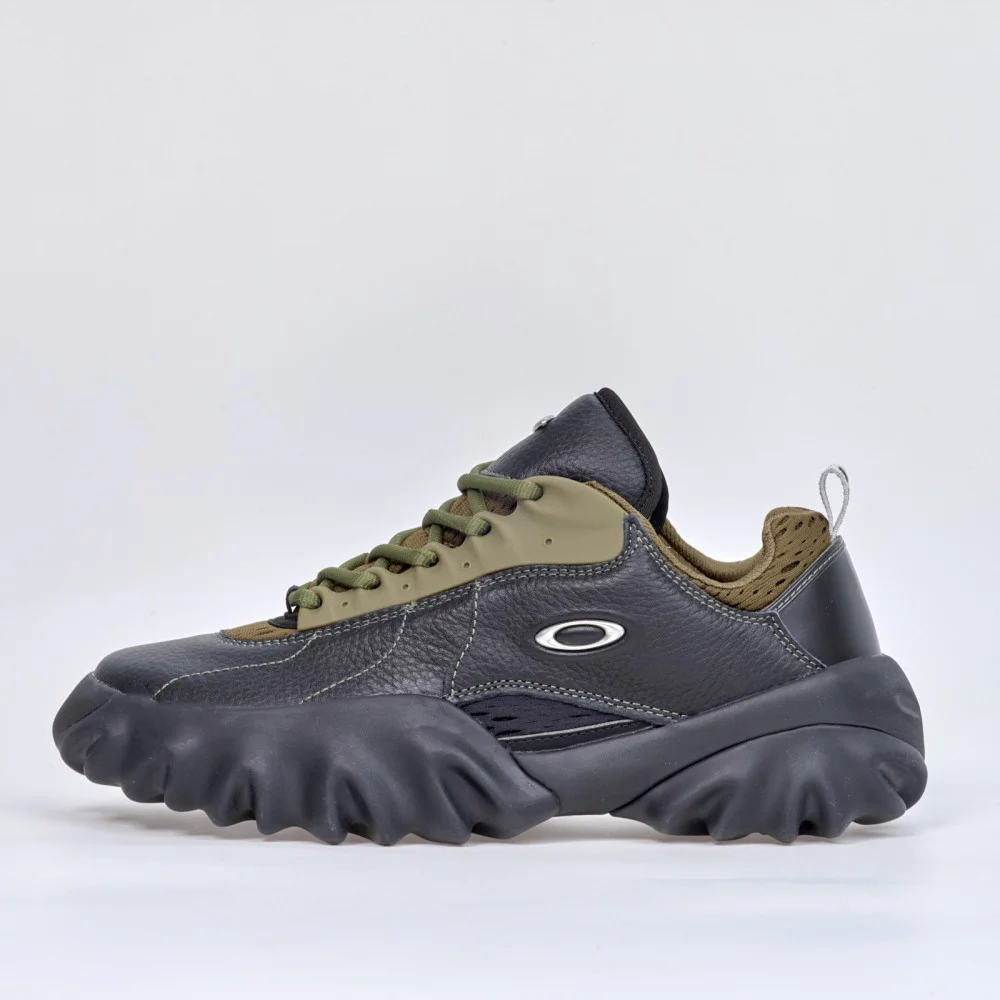 Oakley Factory Team Full Grain Leather Chop Saw