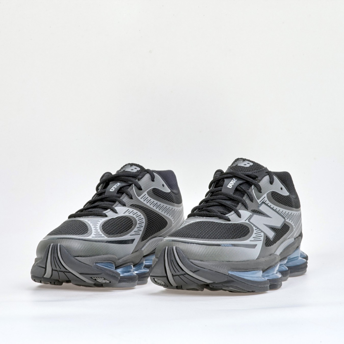 New Balance Abzorb 2000
