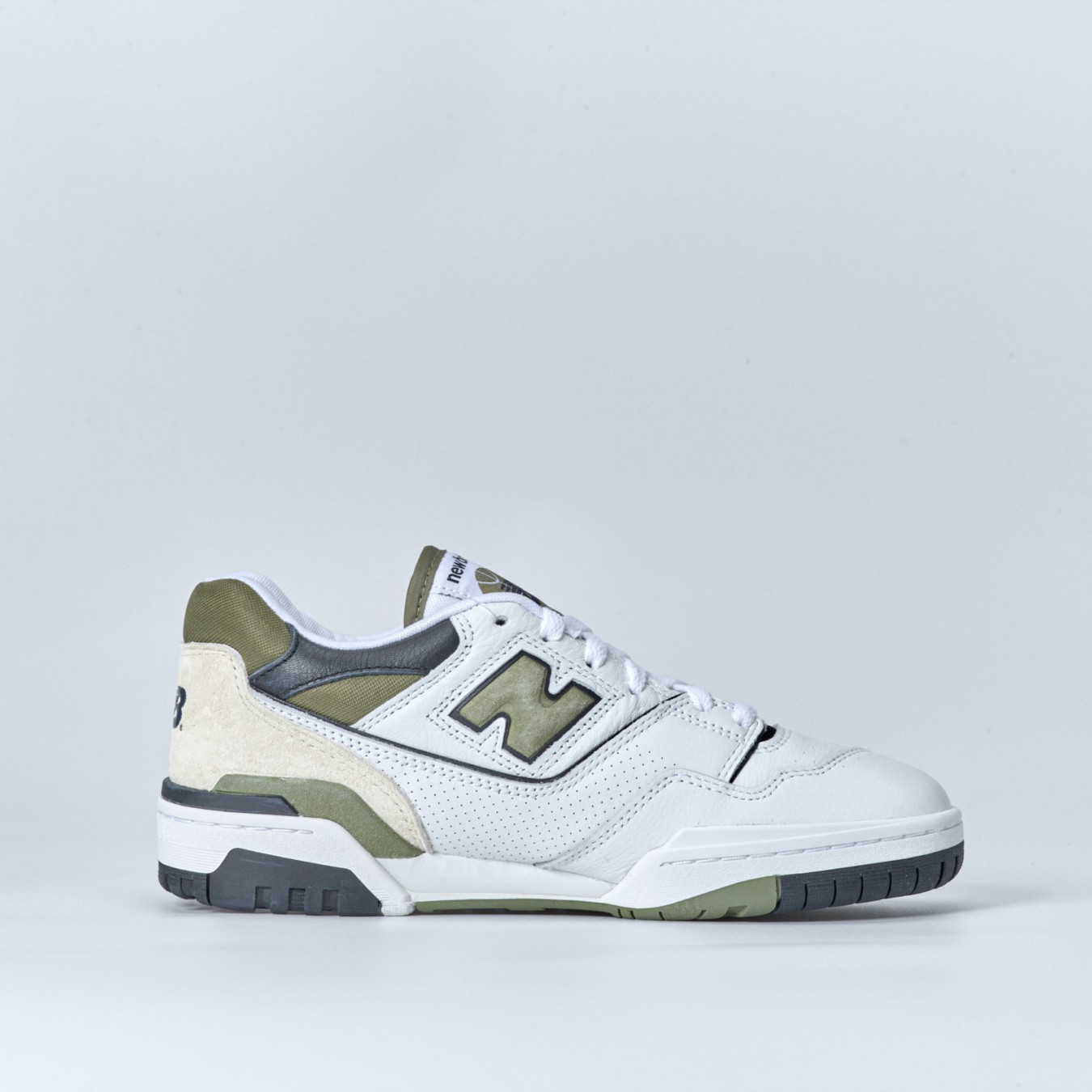 New Balance 550