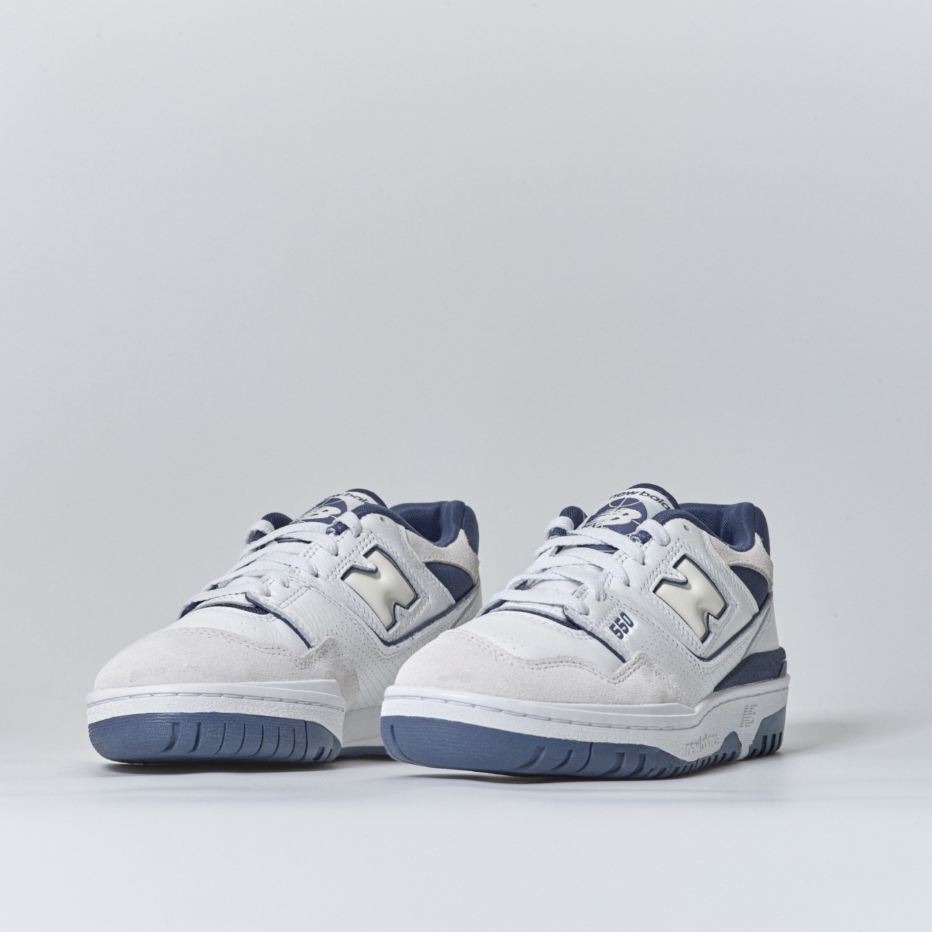 New Balance 550