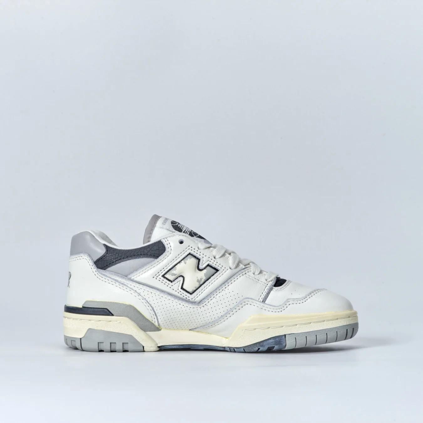 New Balance 550