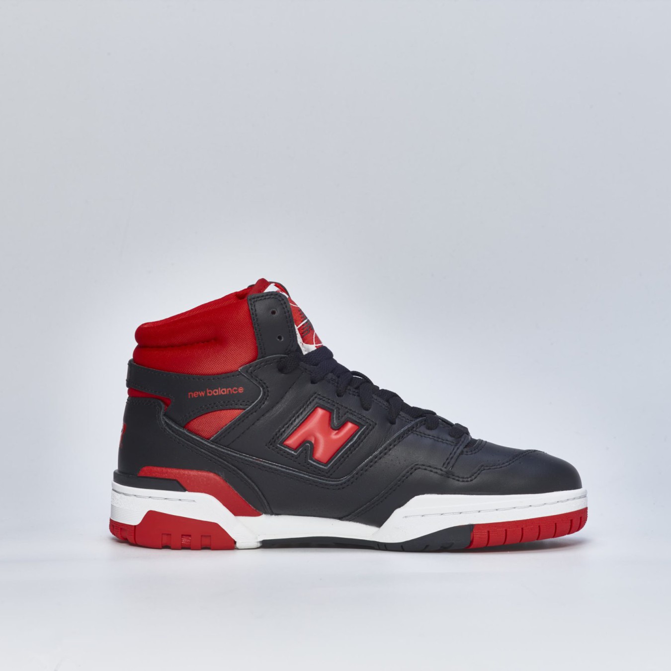 New Balance 650