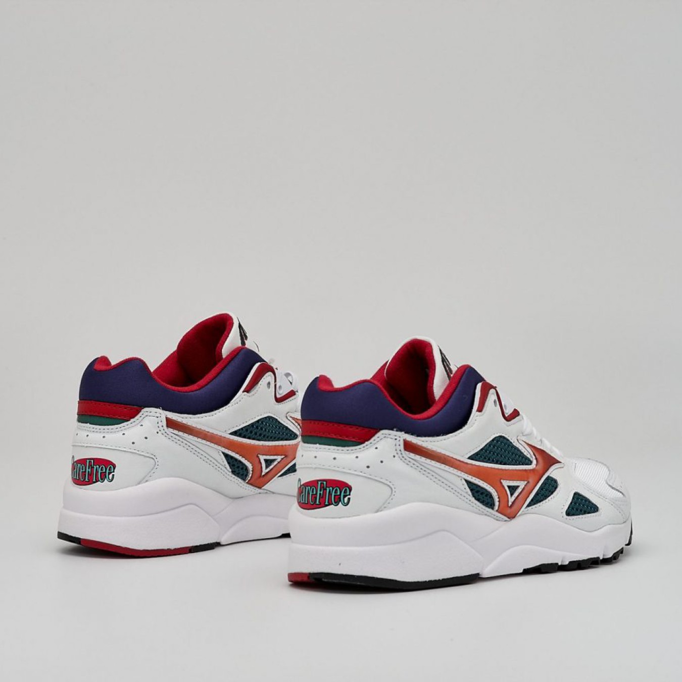 Mizuno x Carefree Sky Medal