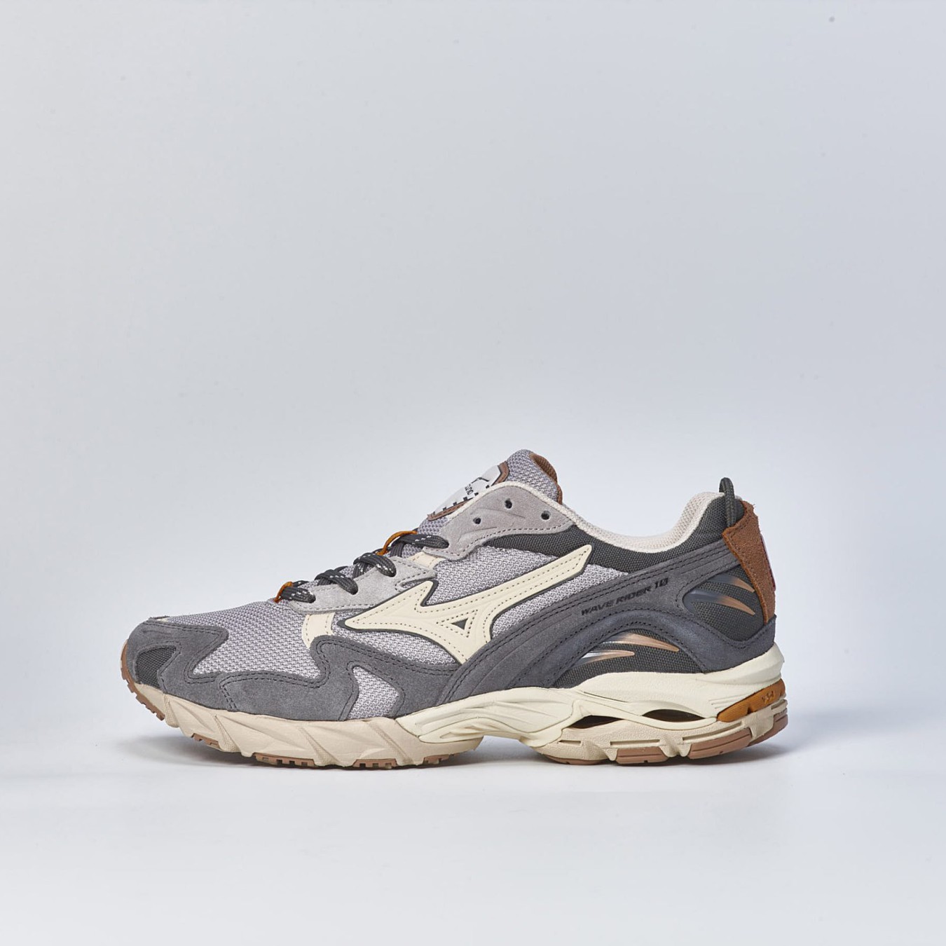 Mizuno Wave Rider 10 'Noh Mask Pack'