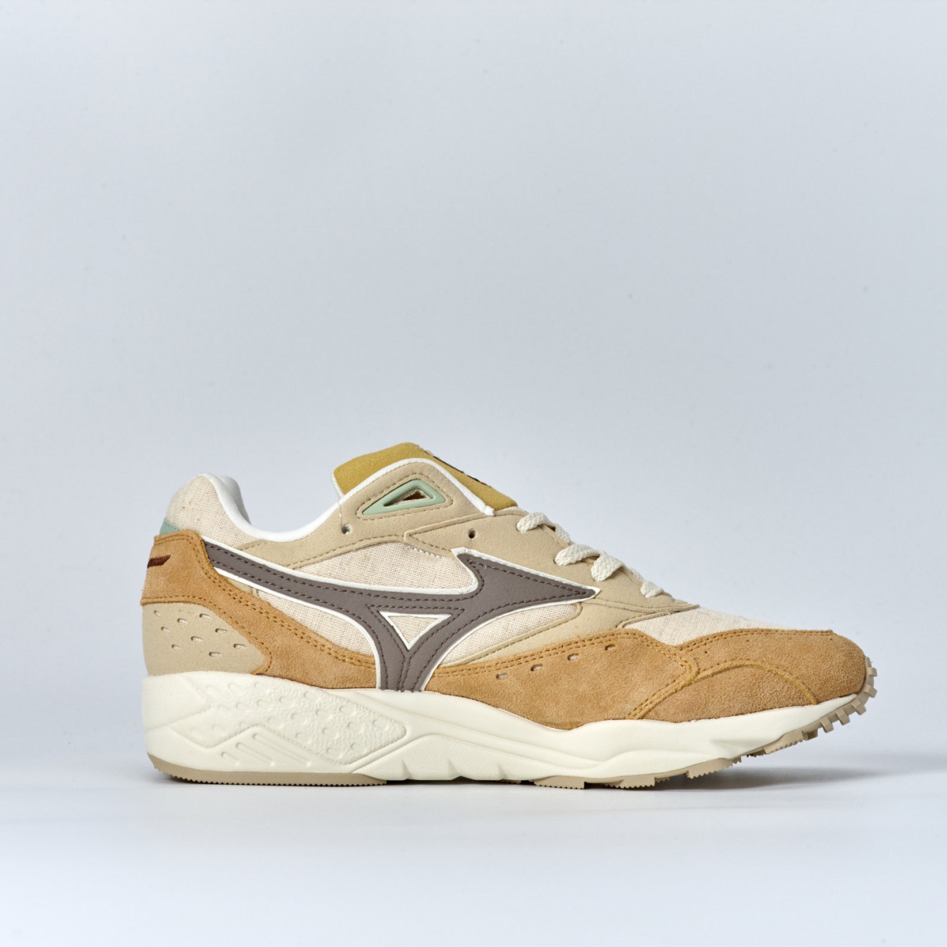 Mizuno Contender 'Beekeeping'