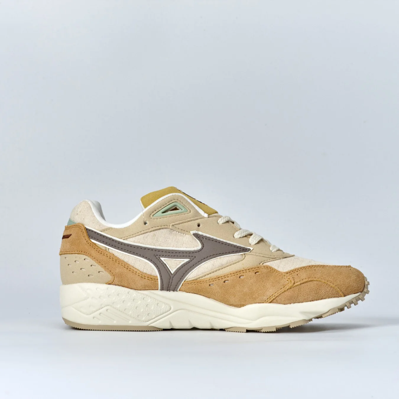 Mizuno Contender 'Beekeeping'