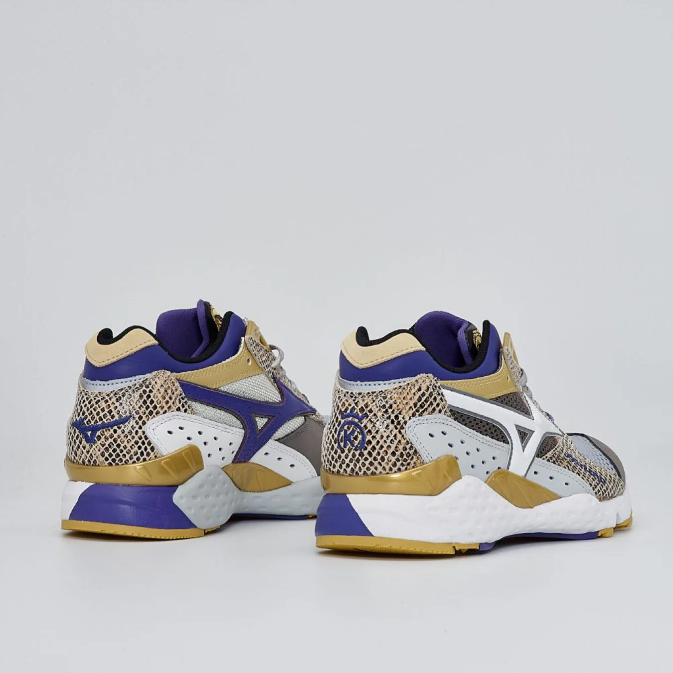Mizuno Mondo Control x 24 Kilates ‘King Cobra II’