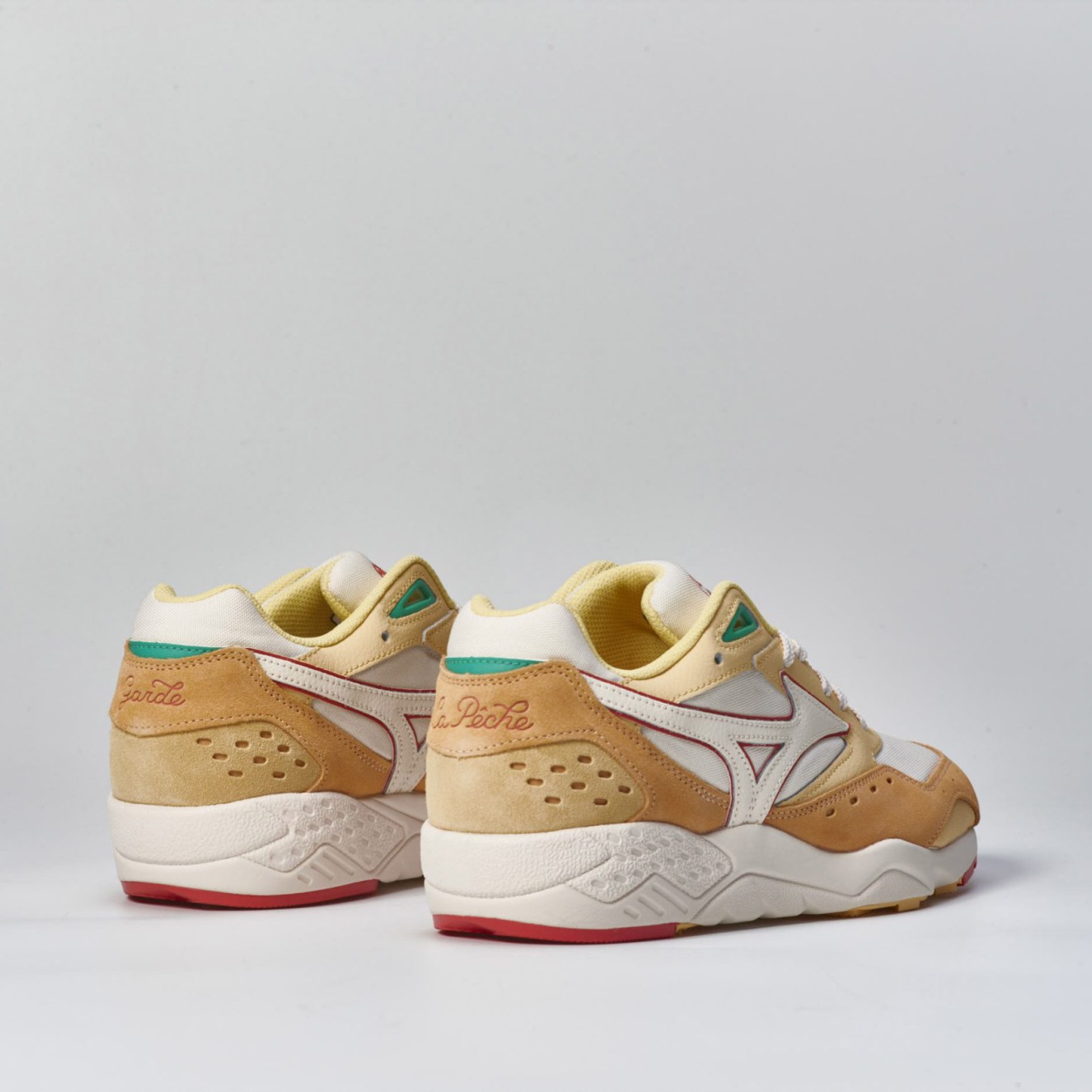 Mizuno Contender x Ceizer 'Garde la Pêche'